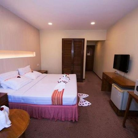 Panorama Hotel Yangon Extérieur photo