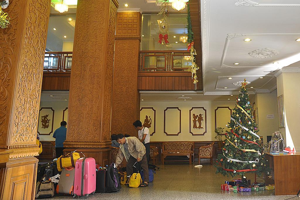 Panorama Hotel Yangon Extérieur photo