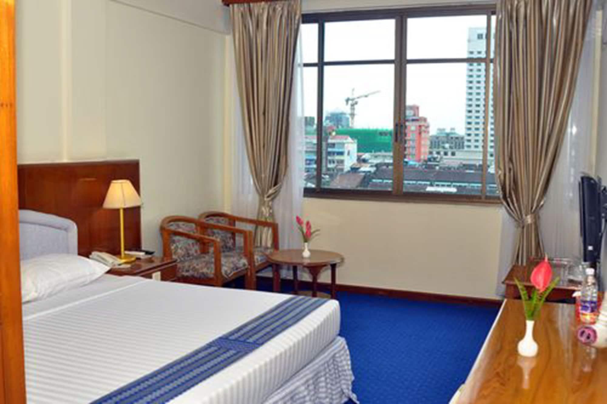 Panorama Hotel Yangon Extérieur photo
