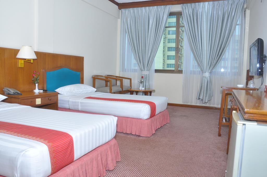 Panorama Hotel Yangon Extérieur photo