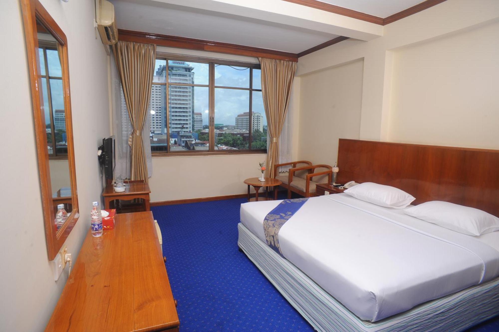 Panorama Hotel Yangon Extérieur photo